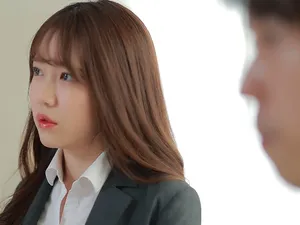 Liếm lồn em gái mới quen ngoài công viên